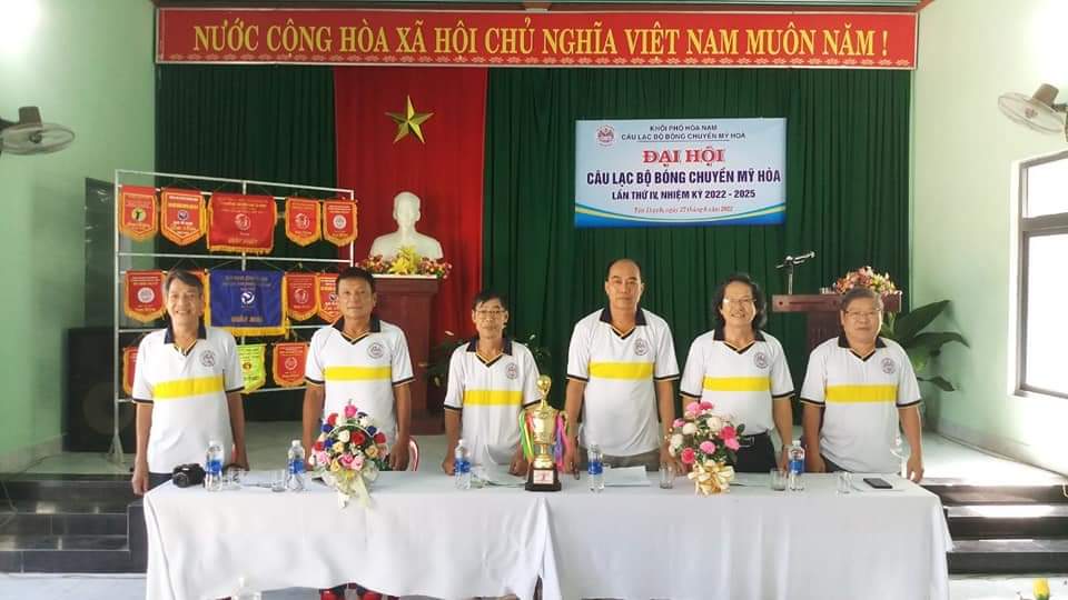 Ra mắt Ban chấp hành câu lạc bộ